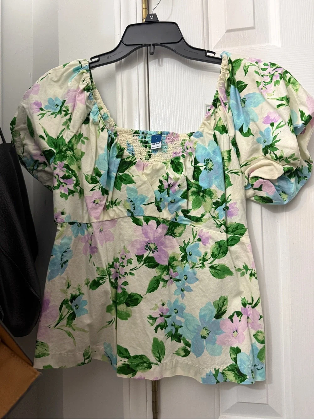Old Navy Cream Floral Puff-Sleeve Blouse with Green and Pastel Blue